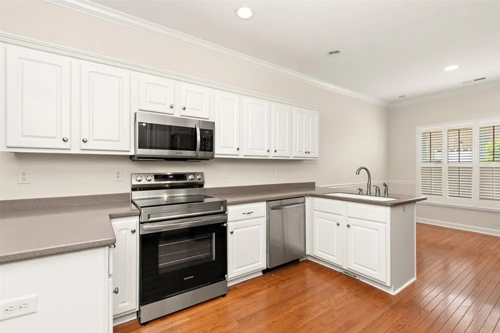 1005 Tulip Blossom Dr Hermitage, TN 37076