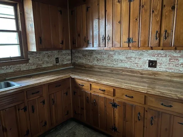 10120 Highway 147 Stewart, TN 37175
