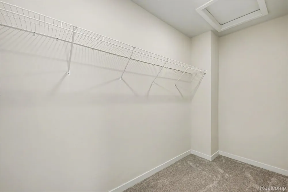 241 Wildflower Drive Hillsdale City, MI 49242