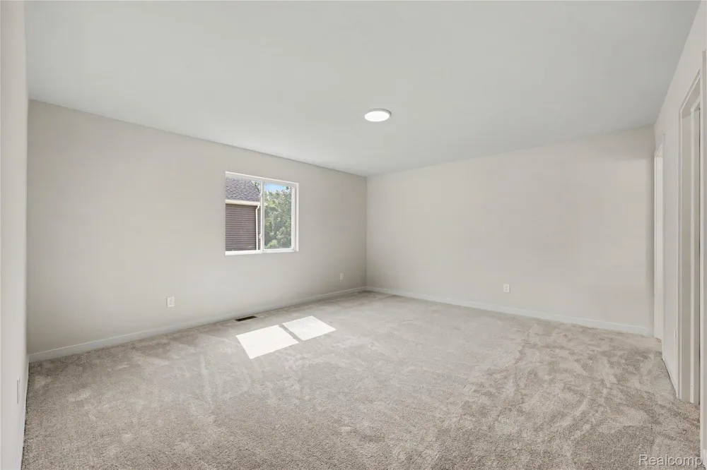 241 Wildflower Drive Hillsdale City, MI 49242