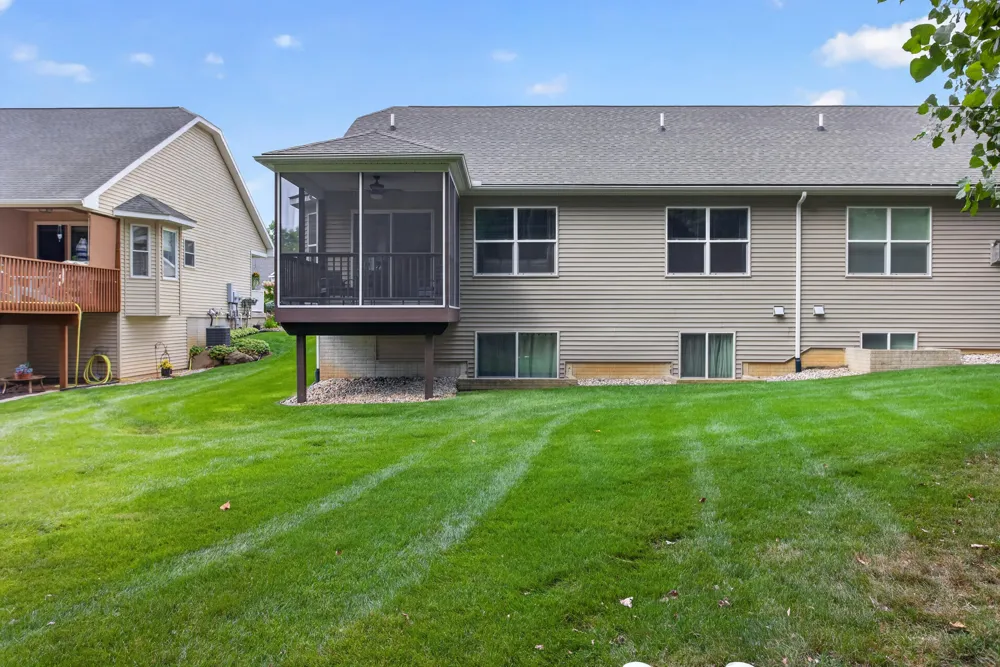 4043 Stoneridge Drive Summit Township, MI 49203