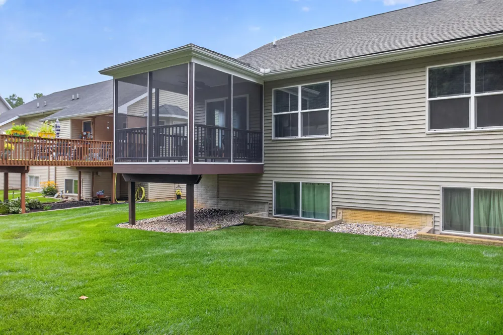 4043 Stoneridge Drive Summit Township, MI 49203