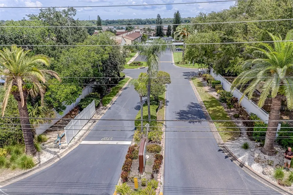 9209 SEMINOLE BOULEVARD #56 Seminole, FL 33772