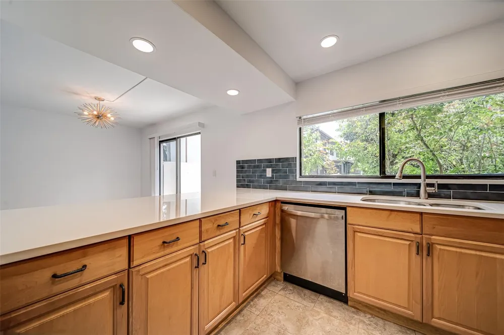 9209 SEMINOLE BOULEVARD #56 Seminole, FL 33772