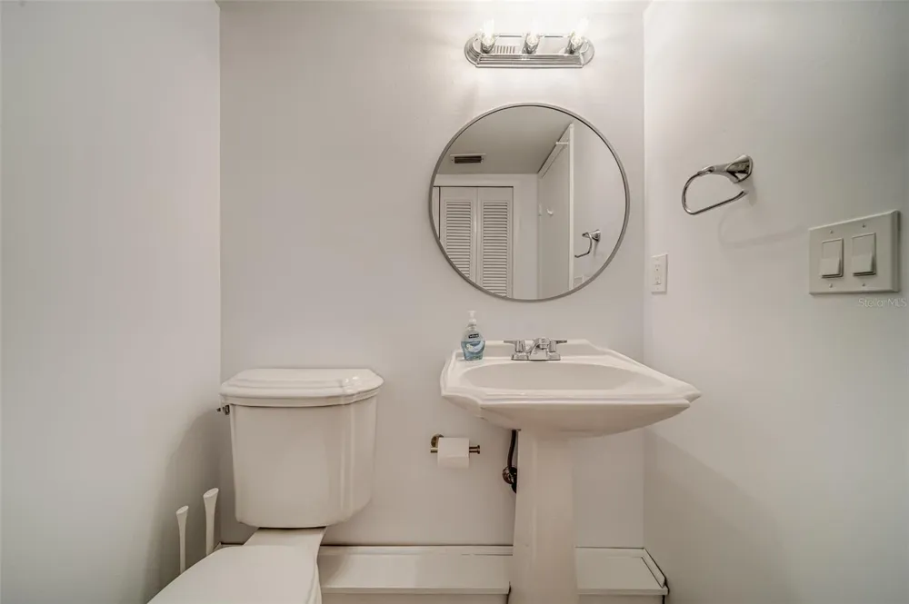 9209 SEMINOLE BOULEVARD #56 Seminole, FL 33772