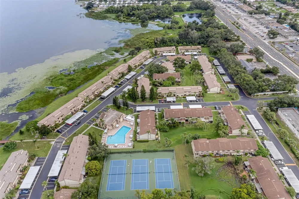 9209 SEMINOLE BOULEVARD #56 Seminole, FL 33772