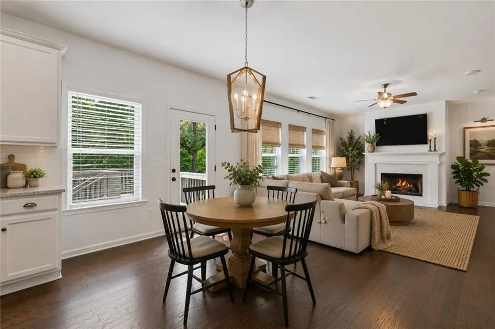 179 White Oak Trail Dahlonega, GA 30533