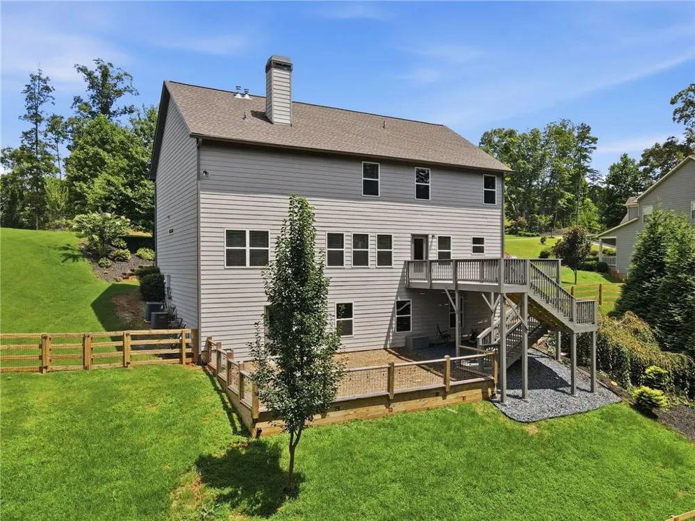179 White Oak Trail Dahlonega, GA 30533