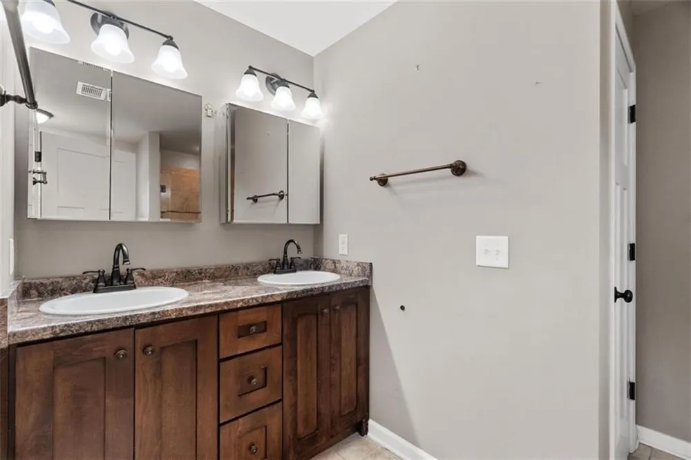 222 Gilmore Circle SW Calhoun, GA 30701