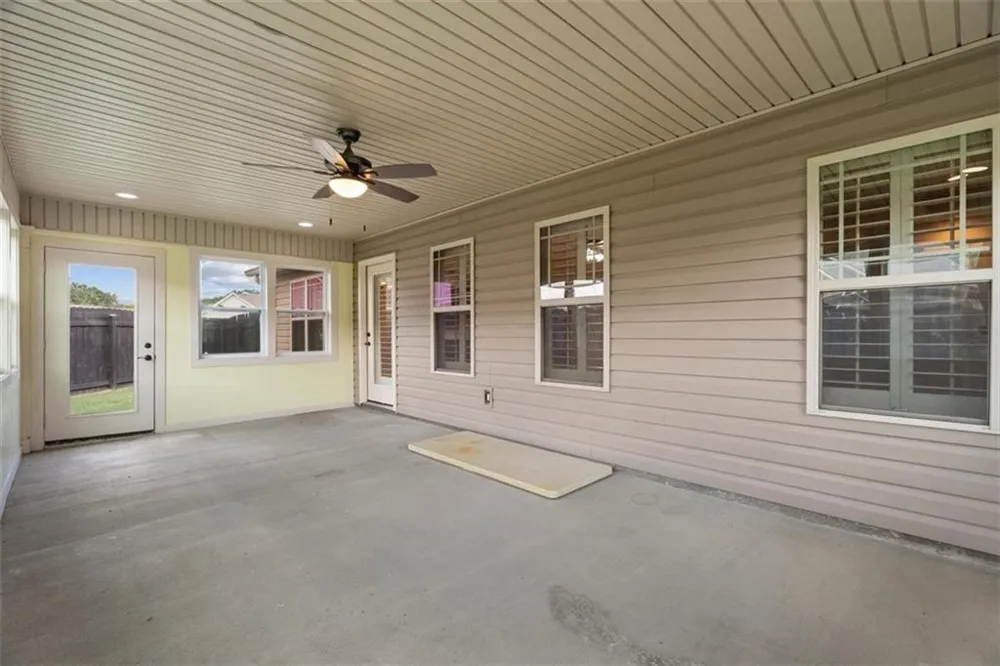 222 Gilmore Circle SW Calhoun, GA 30701