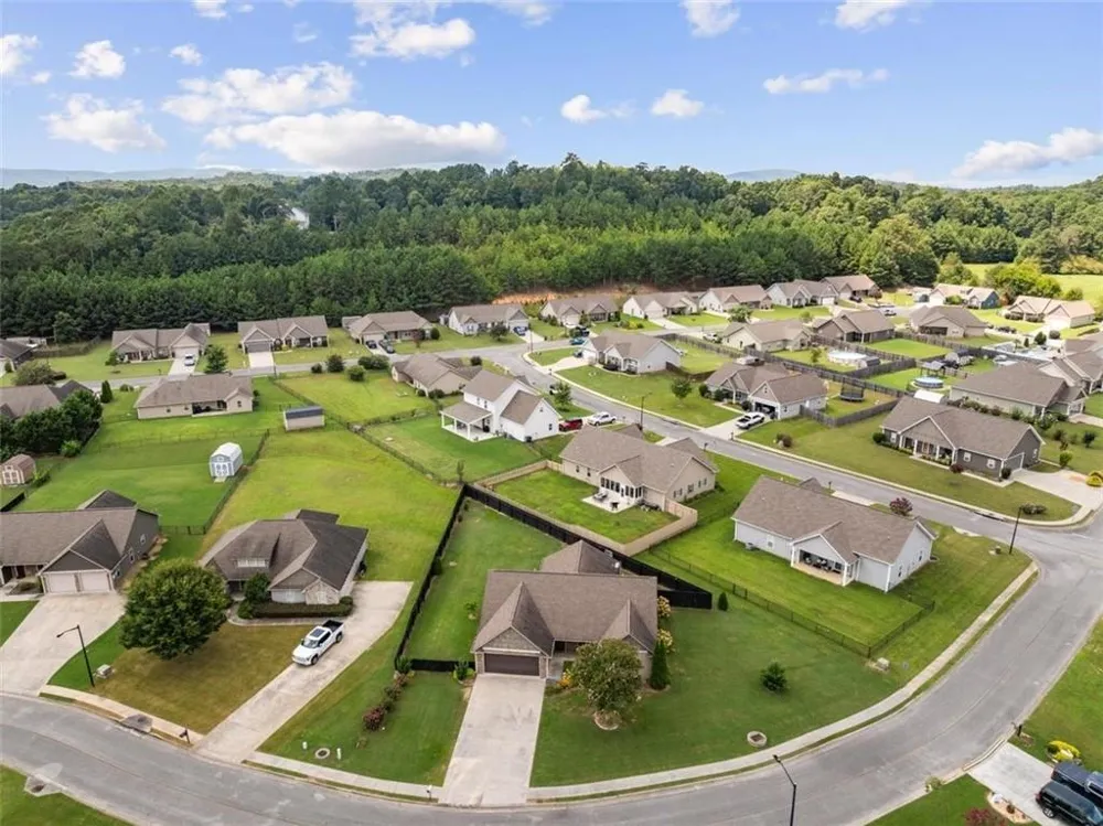 222 Gilmore Circle SW Calhoun, GA 30701