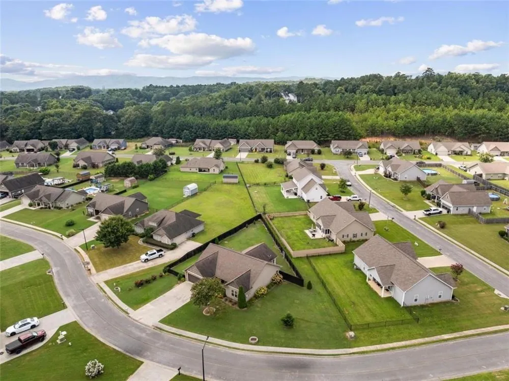 222 Gilmore Circle SW Calhoun, GA 30701
