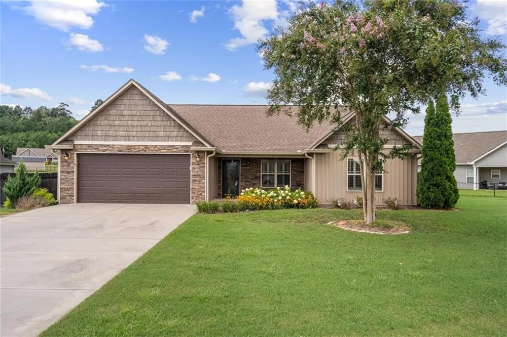 222 Gilmore Circle SW Calhoun, GA 30701