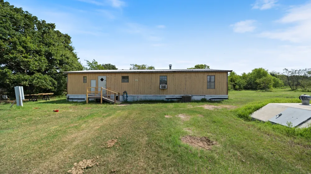 6479 County Road 276 Kaufman, TX 75142