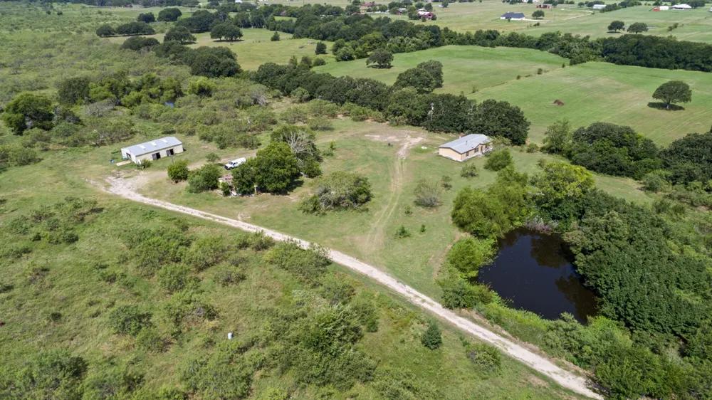 6479 County Road 276 Kaufman, TX 75142