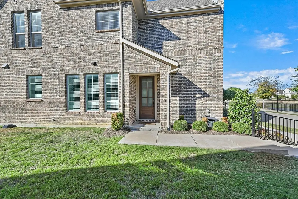 4891 Ellie Lane Fairview, TX 75069