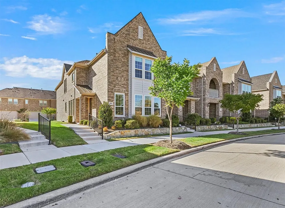 4891 Ellie Lane Fairview, TX 75069