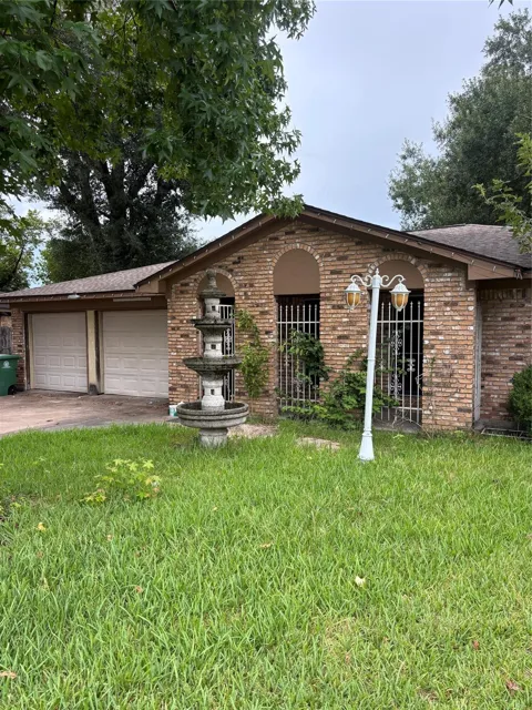 9006 Circle Cove Court