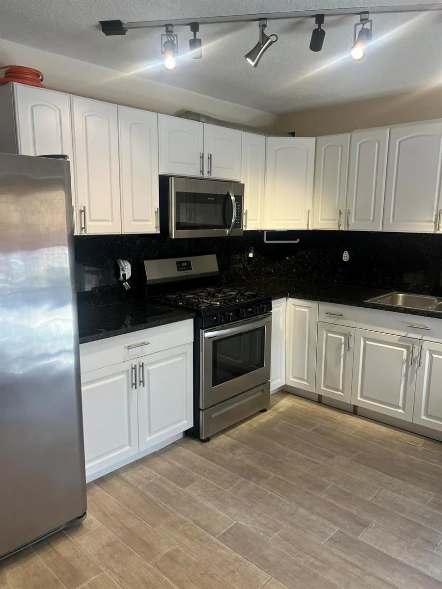2318 Waterside Drive Lake Worth, FL 33461