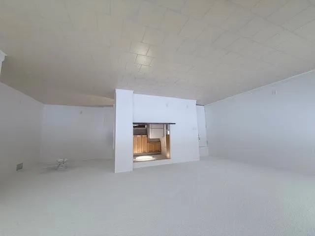 2555 NE 11TH STREET #402 Fort Lauderdale, FL 33304