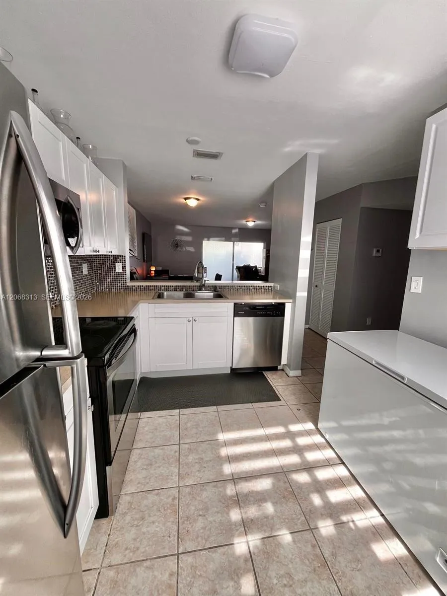 17722 SW 141st Ct Miami, FL 33177