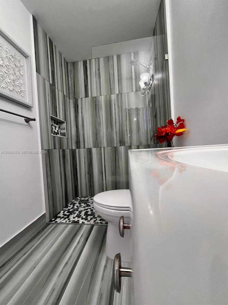 17722 SW 141st Ct Miami, FL 33177