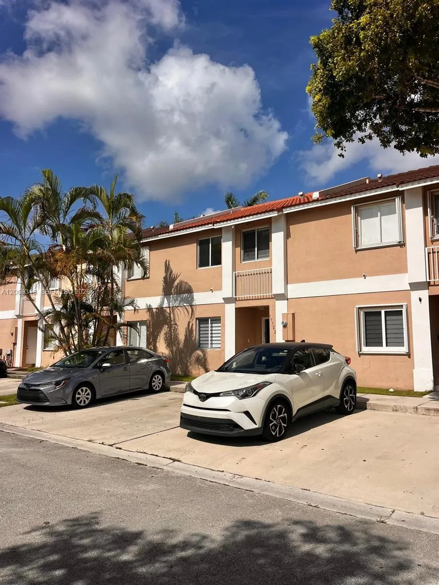 17722 SW 141st Ct Miami, FL 33177