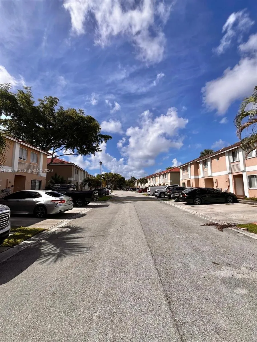17722 SW 141st Ct Miami, FL 33177