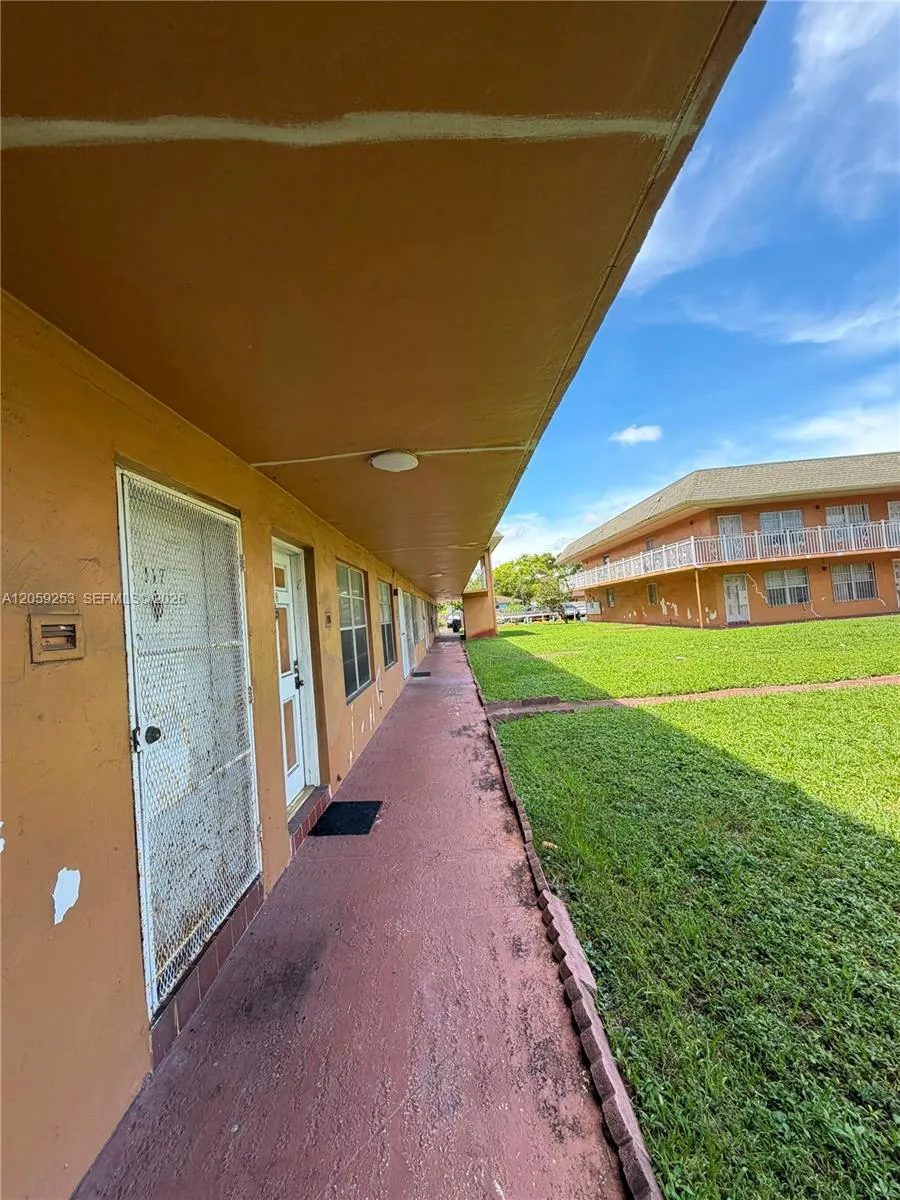 291 NW 177th St #C-117 Miami Gardens, FL 33169