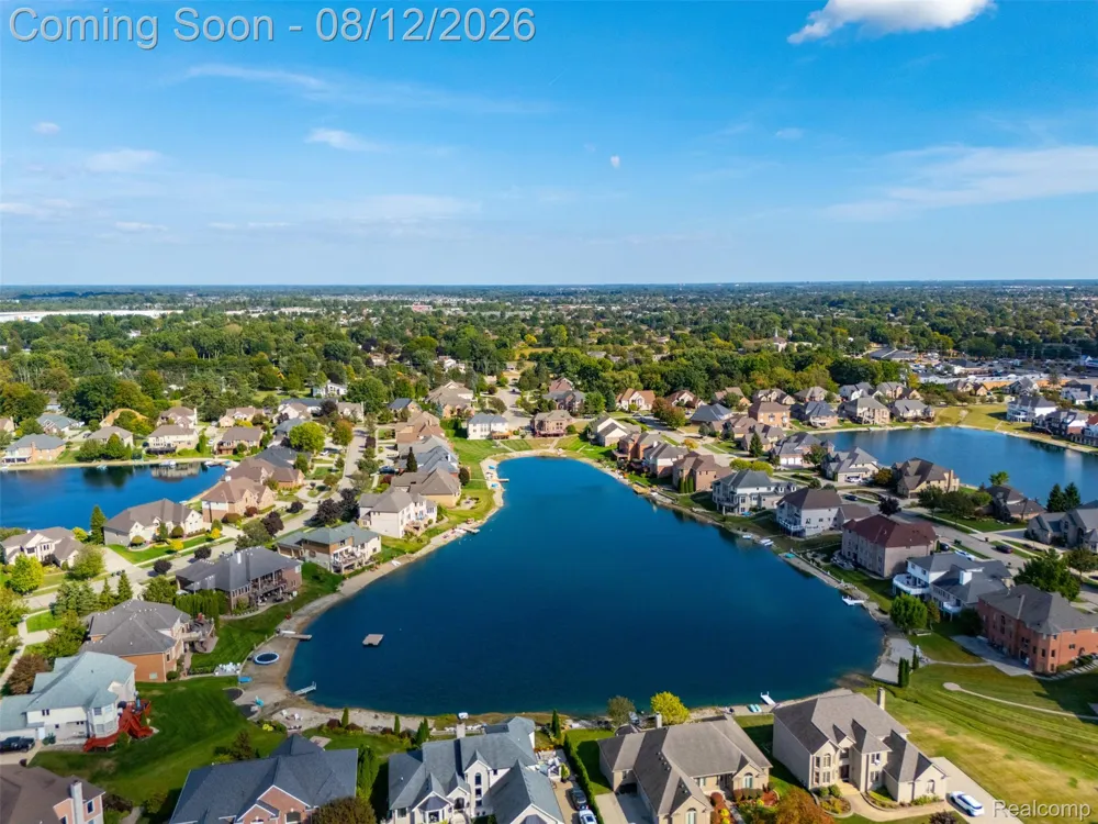 49501 Sandra Drive Shelby Charter Township, MI 48315