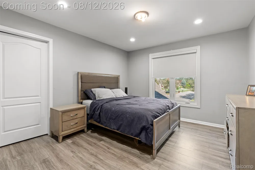 49501 Sandra Drive Shelby Charter Township, MI 48315