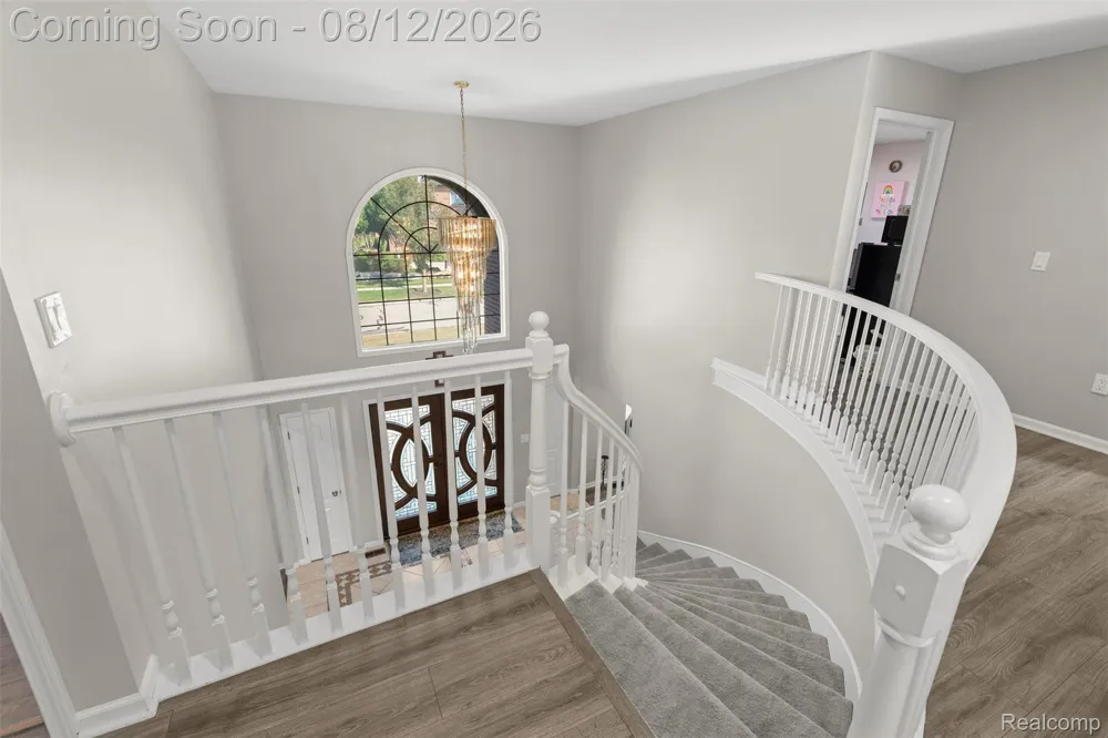 49501 Sandra Drive Shelby Charter Township, MI 48315