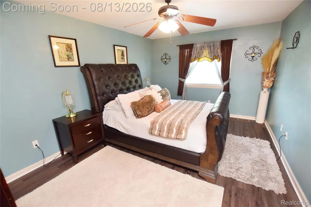 8077 Bradbury Lane Mundy Township, MI 48439