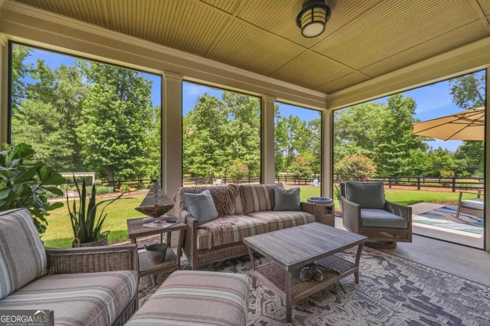 1001 Bayside DR Greensboro, GA 30642