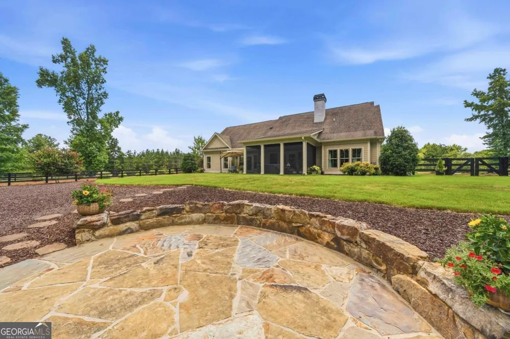 1001 Bayside DR Greensboro, GA 30642
