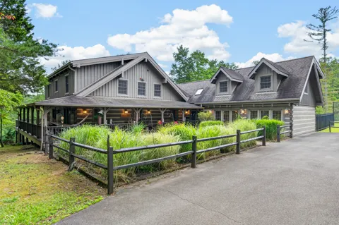 3624 State Road 135 S