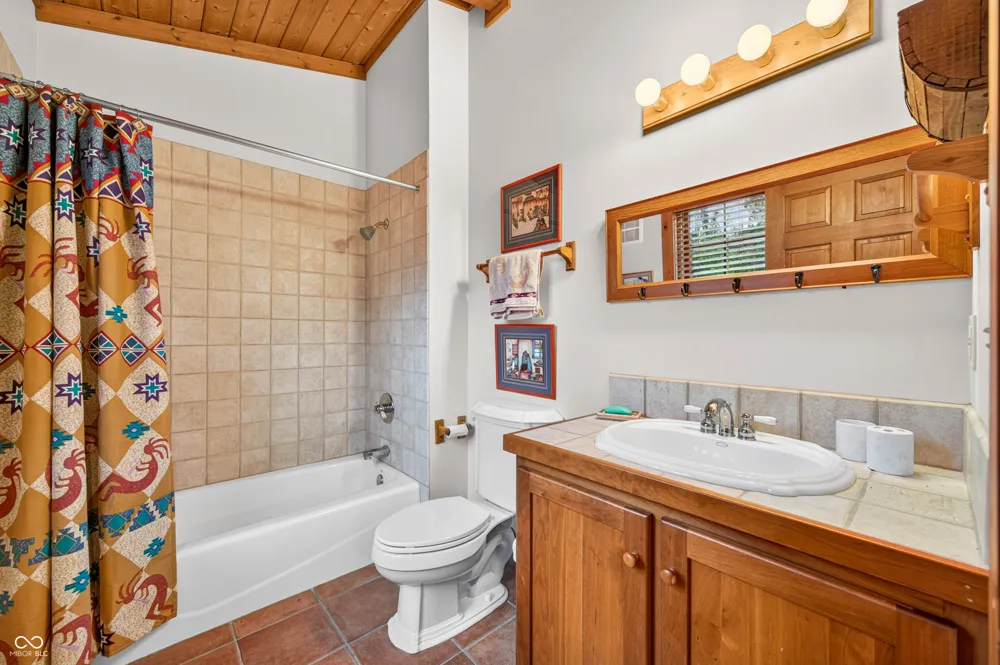 3624 State Road 135 S Nashville, IN 47448