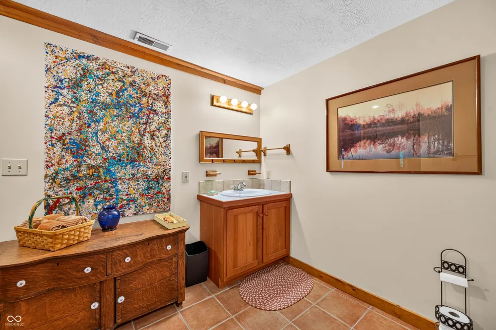 3624 State Road 135 S Nashville, IN 47448