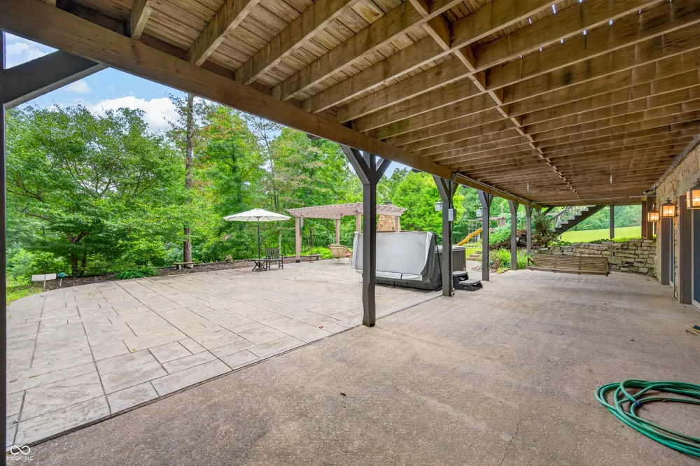 3624 State Road 135 S Nashville, IN 47448
