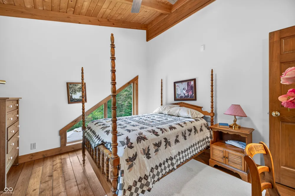 3624 State Road 135 S Nashville, IN 47448