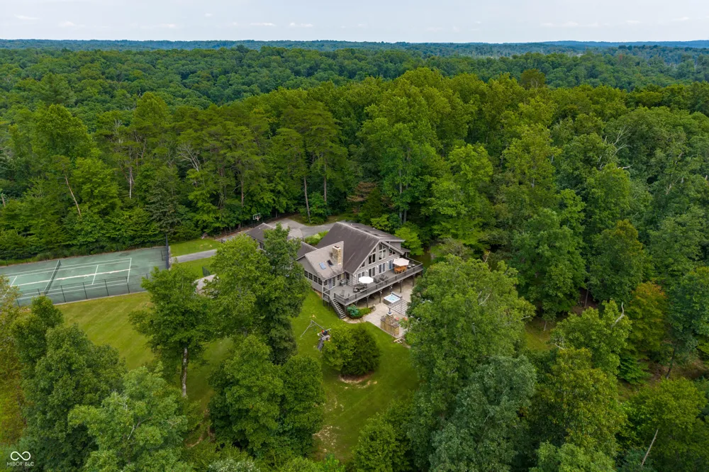 3624 State Road 135 S Nashville, IN 47448