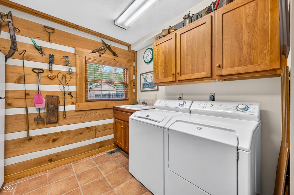 3624 State Road 135 S Nashville, IN 47448
