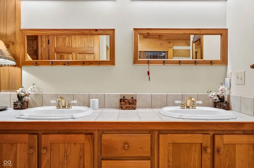 3624 State Road 135 S Nashville, IN 47448