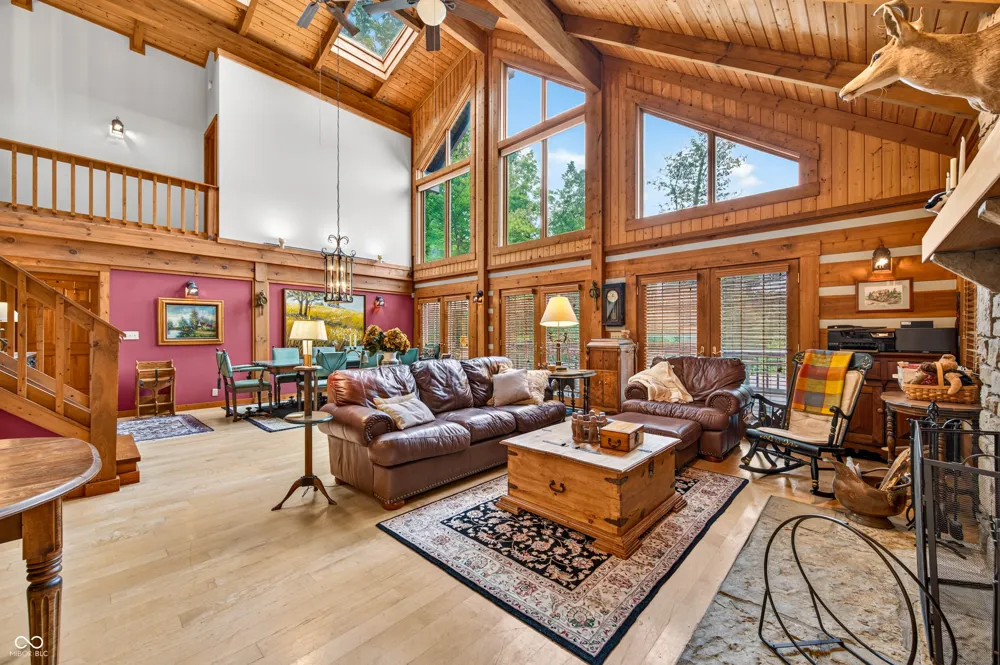 3624 State Road 135 S Nashville, IN 47448