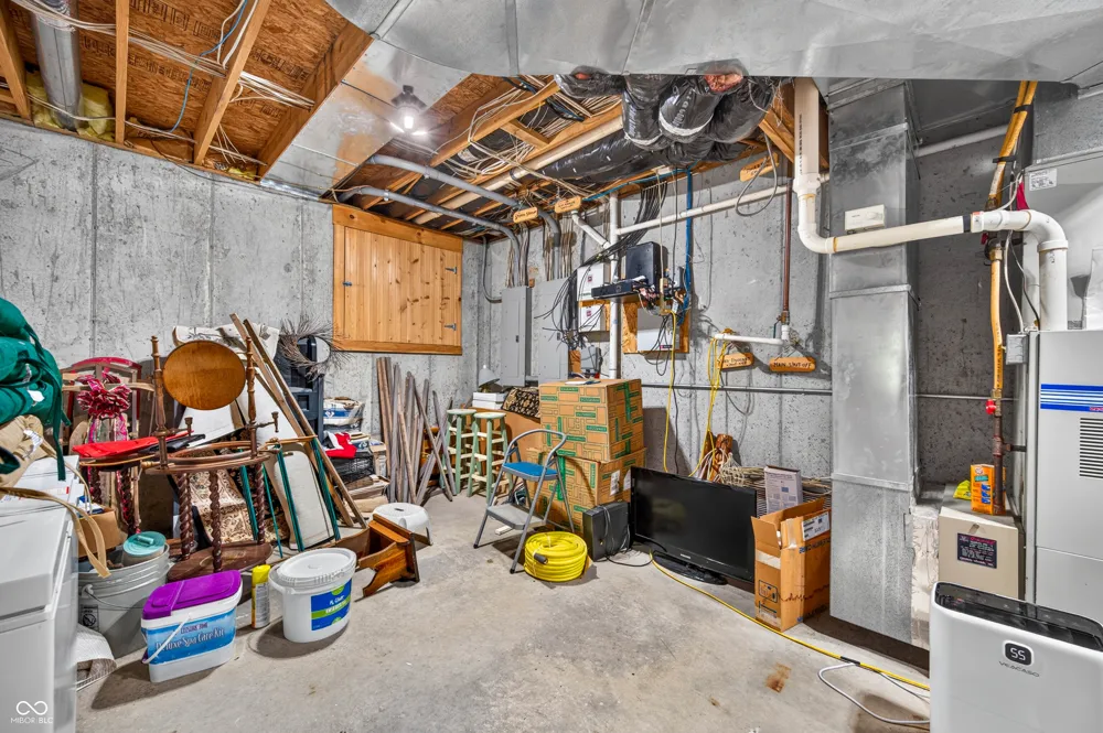 3624 State Road 135 S Nashville, IN 47448