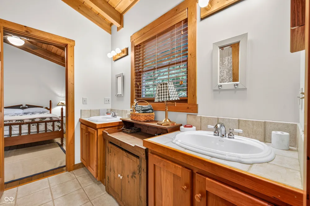 3624 State Road 135 S Nashville, IN 47448