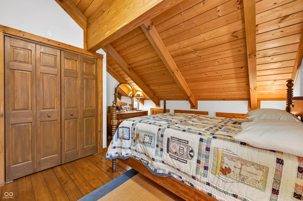 3624 State Road 135 S Nashville, IN 47448
