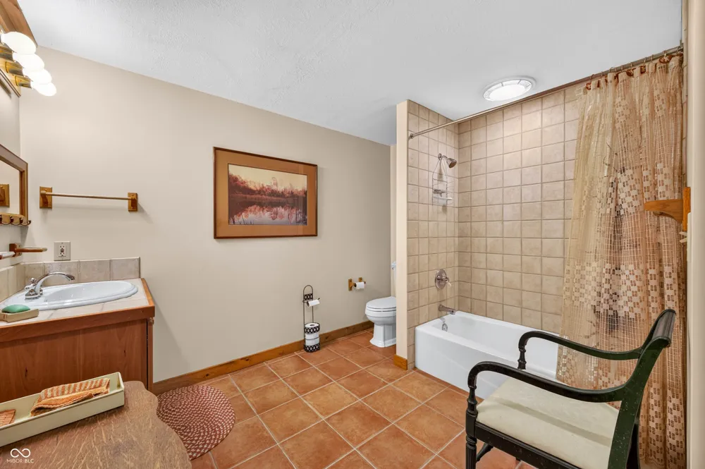 3624 State Road 135 S Nashville, IN 47448