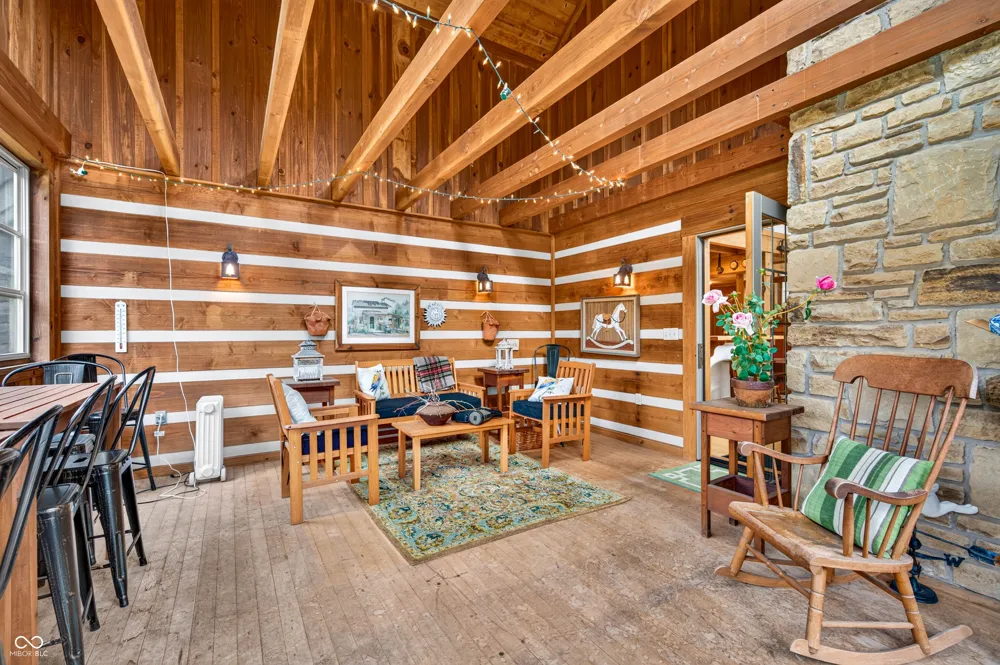 3624 State Road 135 S Nashville, IN 47448