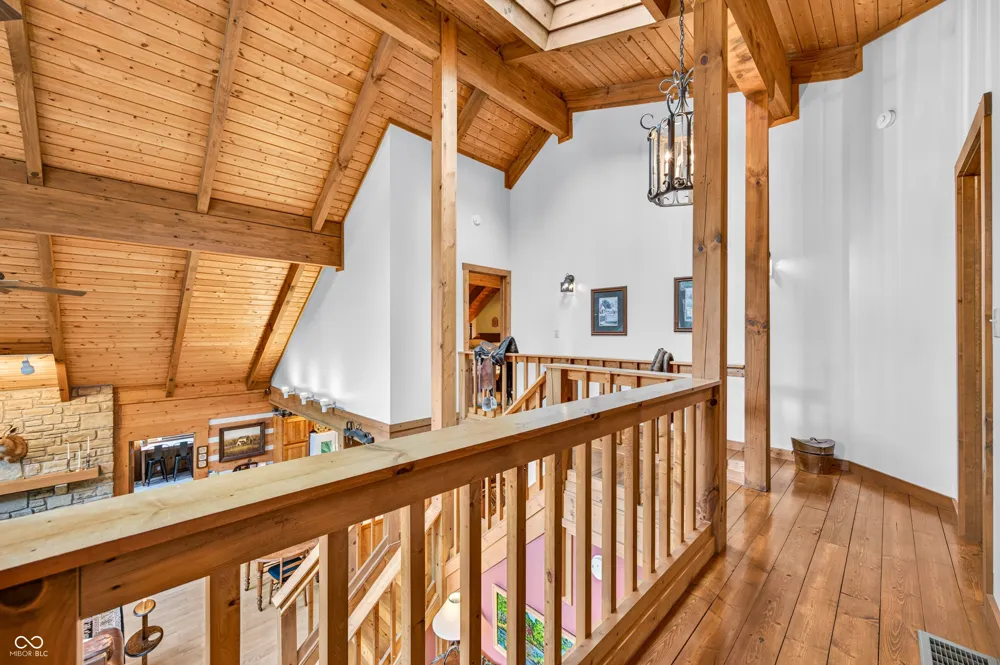 3624 State Road 135 S Nashville, IN 47448